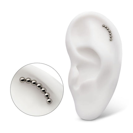 Invictus Titanium Internally Threaded Flat Base Labret with 7-Cluster Bead Top
