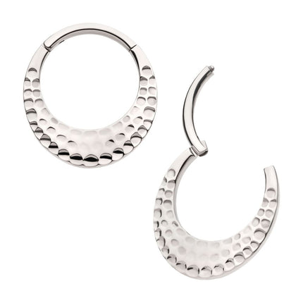 Invictus Titanium Hammered Round Shape Front Facing Hinged Segment Clicker