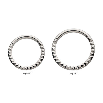 Invictus Titanium with Pyramid Design Front Facing Hinged Segment Clicker
