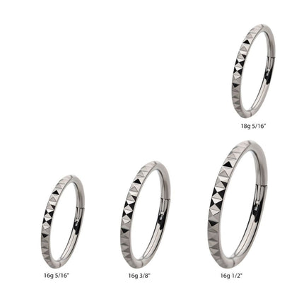 Invictus Titanium with Pyramid Design Side Facing Hinged Segment Clicker