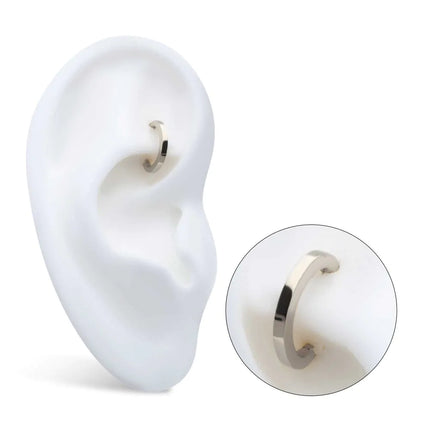 Invictus 16g Titanium Oval Shape Hinged Segment Clicker (for Rook Piercing)