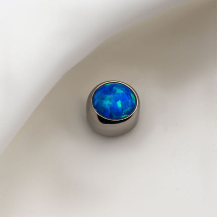 Invictus 14g Titanium Internally Threaded with Bezel Set AAA CZ Top